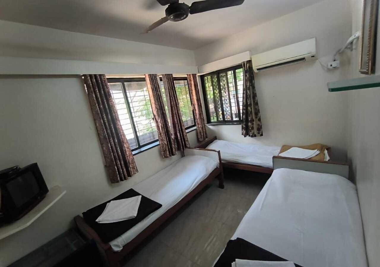 Hotel Rupali มุมไบ ภายนอก รูปภาพ